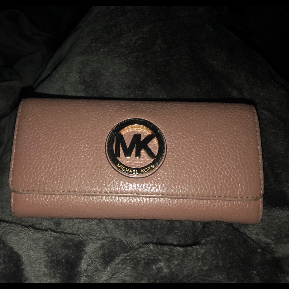 Michael Kors Blush Flap Wallet